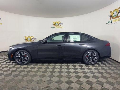 2026 BMW 550e xDrive