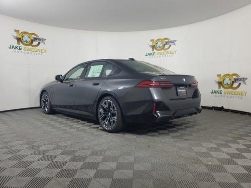 2026 BMW 550e xDrive