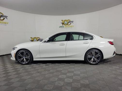 2020 BMW 330 i xDrive