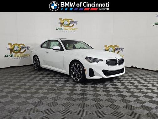 2025 BMW 230 i xDrive