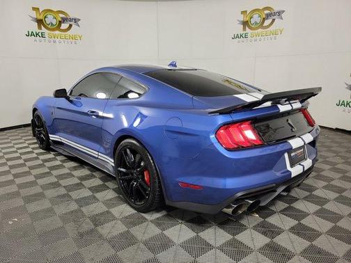 2021 Ford Shelby GT500 Base