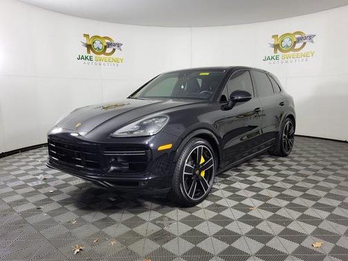 2022 Porsche Cayenne Turbo S