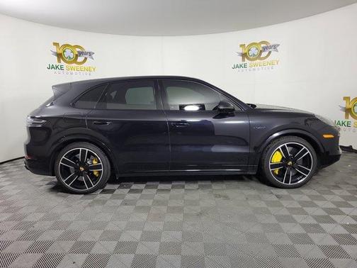 2022 Porsche Cayenne Turbo S