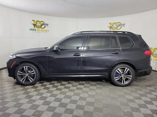 2021 BMW X7 M50i
