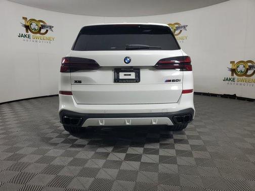 2026 BMW X5 M60i