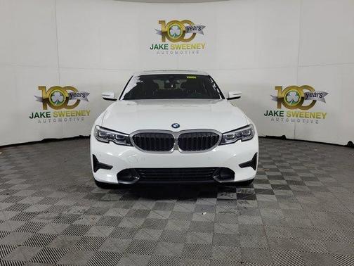 2021 BMW 330 i xDrive