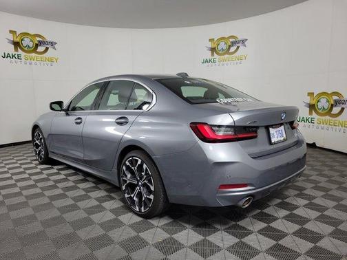 2025 BMW 330 i xDrive
