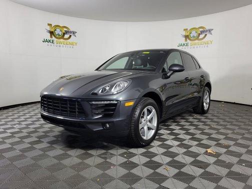 2017 Porsche Macan Base