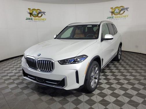 Mineral White Metallic 2026 BMW X5 xDrive40i