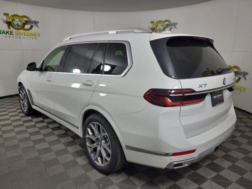 2026 BMW X7 xDrive40i