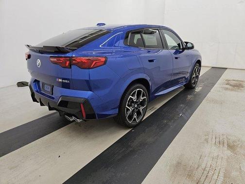 2025 BMW X2 M35i