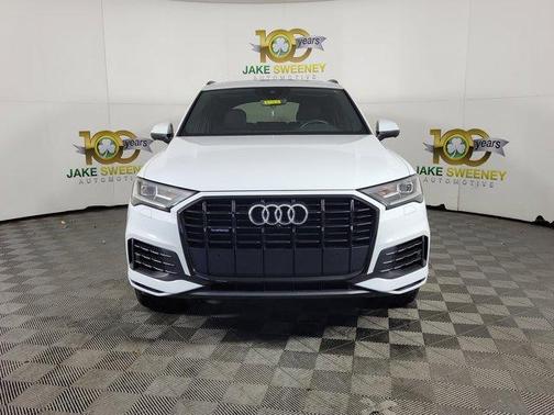 2021 Audi Q7 55 Premium Plus