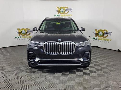 Black Sapphire Metallic 2020 BMW X7 xDrive40i