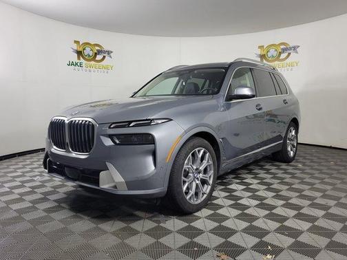 2025 BMW X7 xDrive40i
