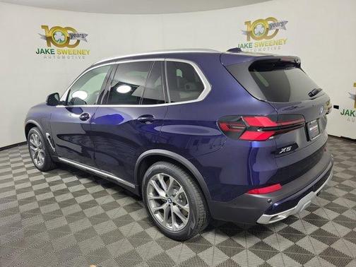 Tanzanite Blue II Metallic 2026 BMW X5 PHEV xDrive50e