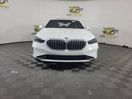 2026 BMW 530 i xDrive