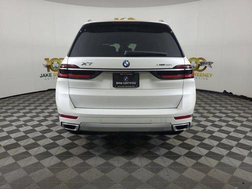 2025 BMW X7 xDrive40i