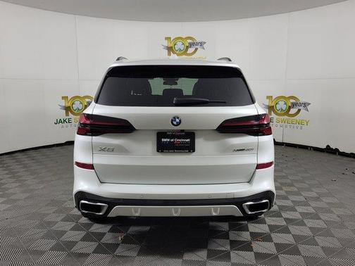 2025 BMW X5 xDrive40i