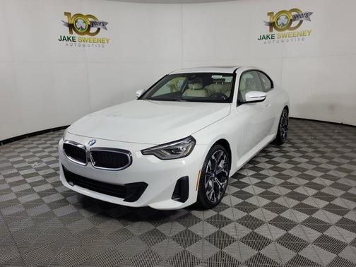 Alpine White 2025 BMW 230 i xDrive
