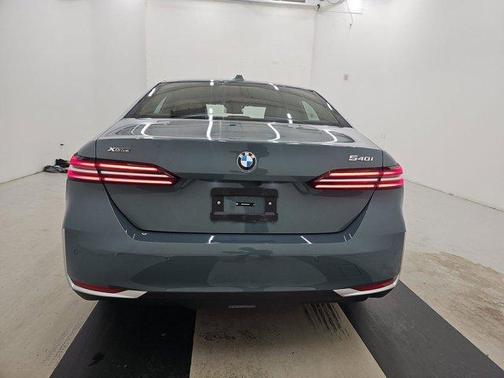 Green Metallic 2026 BMW 540 i xDrive