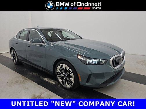 Green Metallic 2026 BMW 540 i xDrive