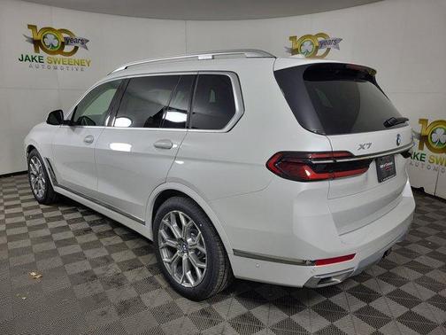 2026 BMW X7 xDrive40i