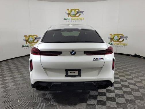Mineral White Metallic 2022 BMW X6 M Base