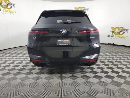 2026 BMW iX xDrive60