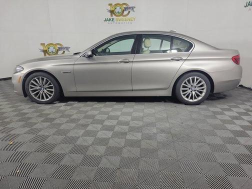 2015 BMW 528 i xDrive