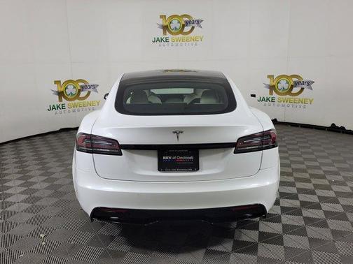 Pearl White Multi 2022 Tesla Model S Base