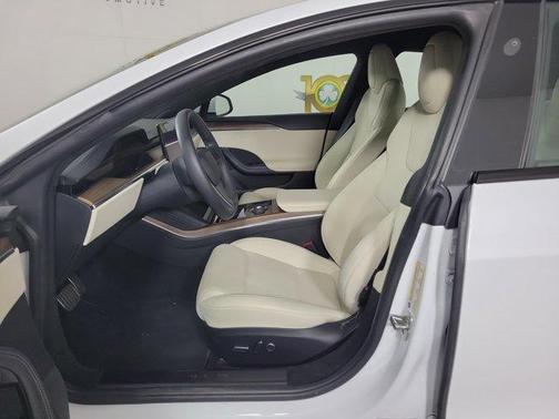 Pearl White Multi 2022 Tesla Model S Base