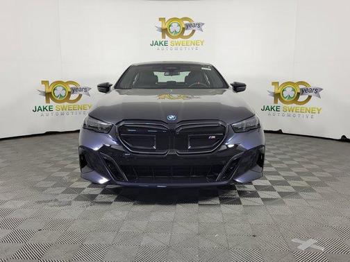 2025 BMW i5 M60