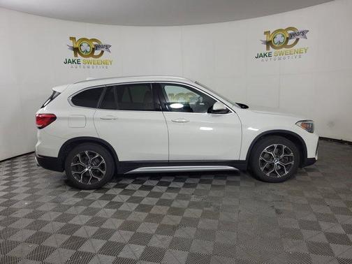 Alpine White 2020 BMW X1 xDrive28i