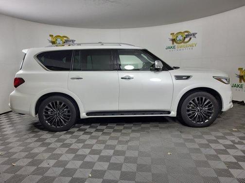 2024 INFINITI QX80 SENSORY