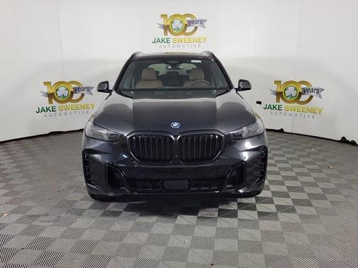 Black Sapphire Metallic 2026 BMW X5 PHEV xDrive50e