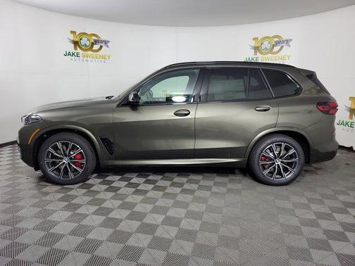 Manhattan Green Metallic 2026 BMW X5 M60i