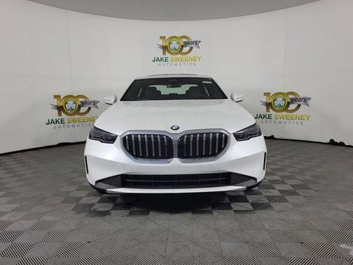 2026 BMW 530 i xDrive