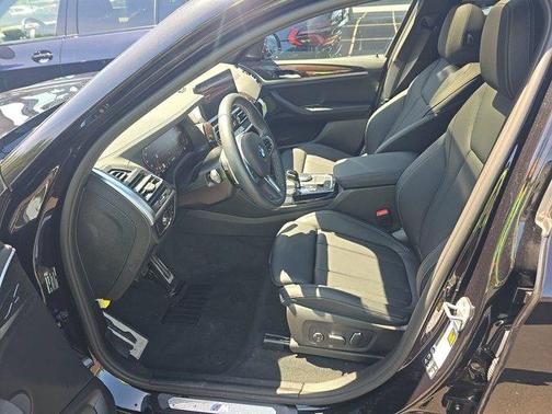 Black Sapphire Metallic 2025 BMW X4 M40i