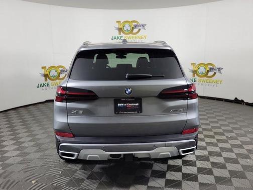 Gray Metallic 2026 BMW X5 xDrive40i