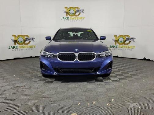 2023 BMW 330 i xDrive