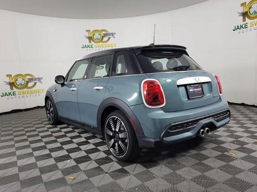 2023 MINI Hardtop Cooper S Classic