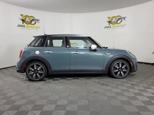 2023 MINI Hardtop Cooper S Classic