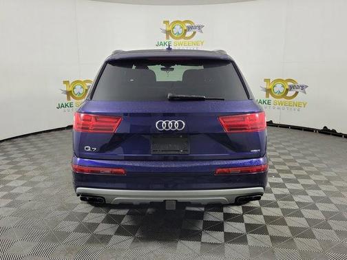 2019 Audi Q7 55 Premium Plus