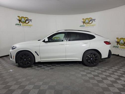 2023 BMW X4 xDrive30i