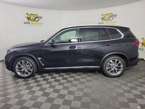 Black Sapphire Metallic 2026 BMW X5 xDrive40i