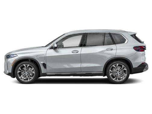 Manhattan Green Metallic 2026 BMW X5 PHEV xDrive50e