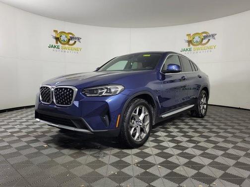 2023 BMW X4 xDrive30i