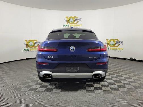 2023 BMW X4 xDrive30i