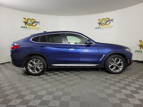 2023 BMW X4 xDrive30i