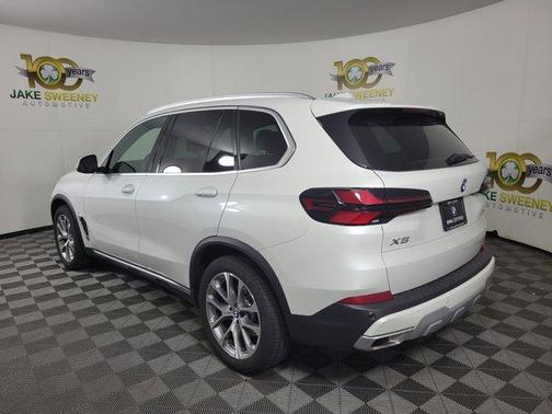 2025 BMW X5 xDrive40i